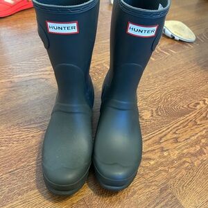 Hunter Classic Short Green Rain Boots
